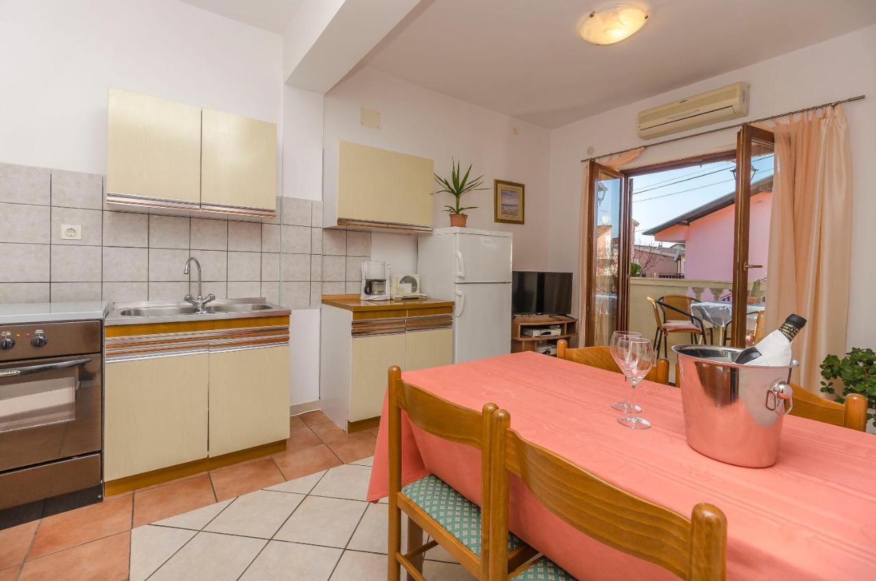 Apartments Villa Estella Срима Экстерьер фото